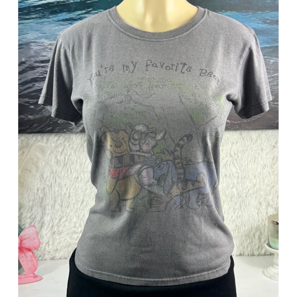 Vintage Y2K Disney Store Winnie the Pooh Favorite Bear Faded Tee M
